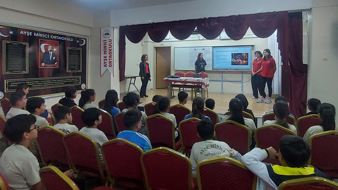 TUBİTAK 4006 PROJELERİMİZ İLÇEMİZ OKULLARINDA SERGİLENDİ
